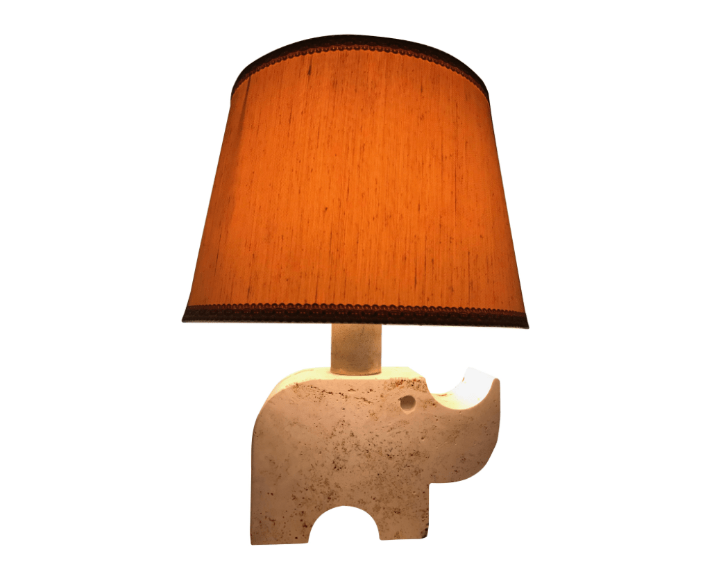 Lampada da tavolo in travertino Rhinoceros di Fratelli Manelli, Italia, anni '70, in marmo chiaro.png